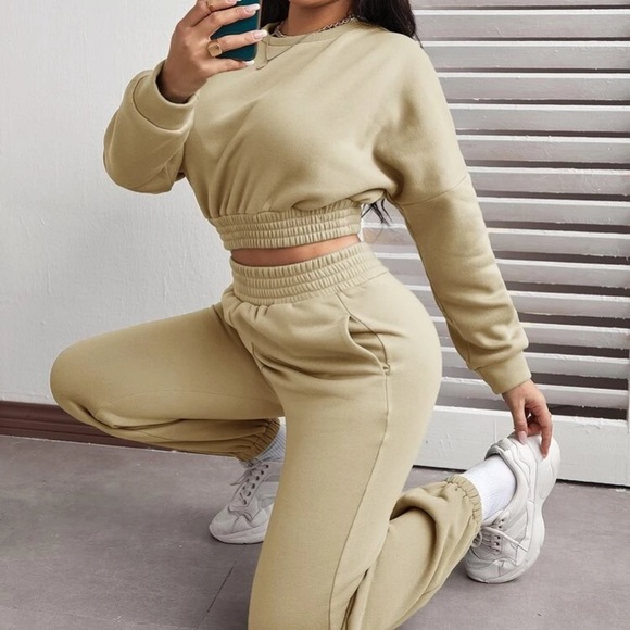 SHEIN Pants - Sweat pants set( 3 for 25 deal ) 🎉